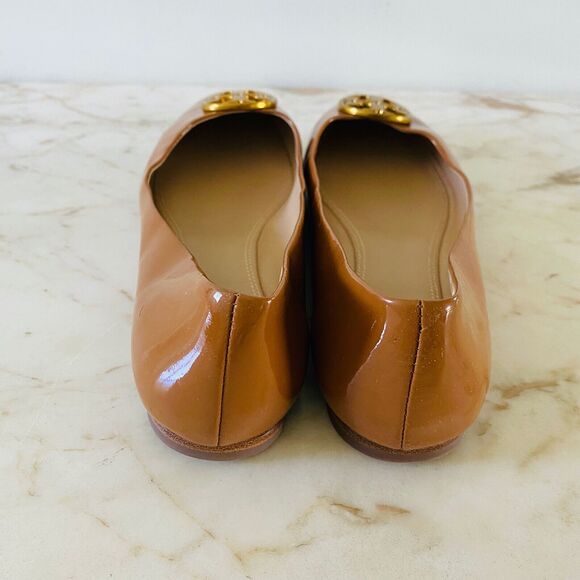 TORY BURCH Brown Patent Leather Ballerina Flats Gold Logo - US 7.5 - Picture 4 of 9